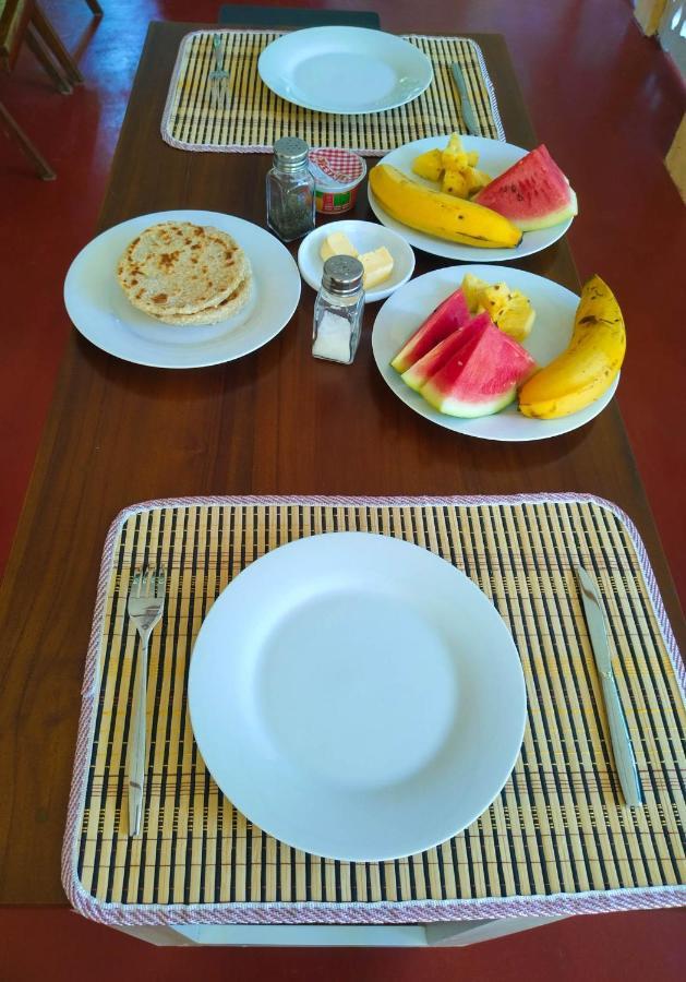 Once In Ella Hotel Екстериор снимка